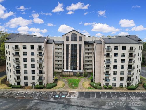 211 Heritage Blvd, Fort Mill, SC, 29715-6304 | Card Image