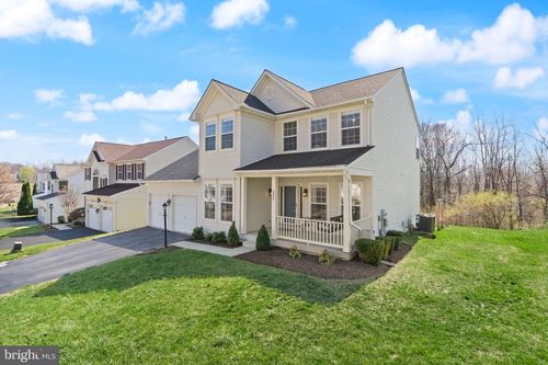 2927 Myrtlewood Dr, DUMFRIES, VA, 22026-4535 | Card Image