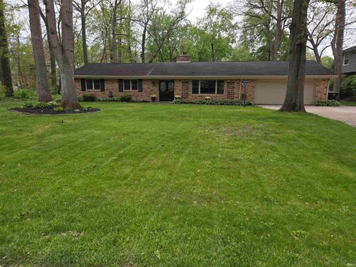 54519 Whispering Oak Dr, Mishawaka, IN, 46545-1576 | Card Image