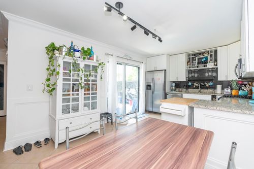 apt-a-2140 White Pine Cir, Greenacres, FL, 33415-6171 | Card Image