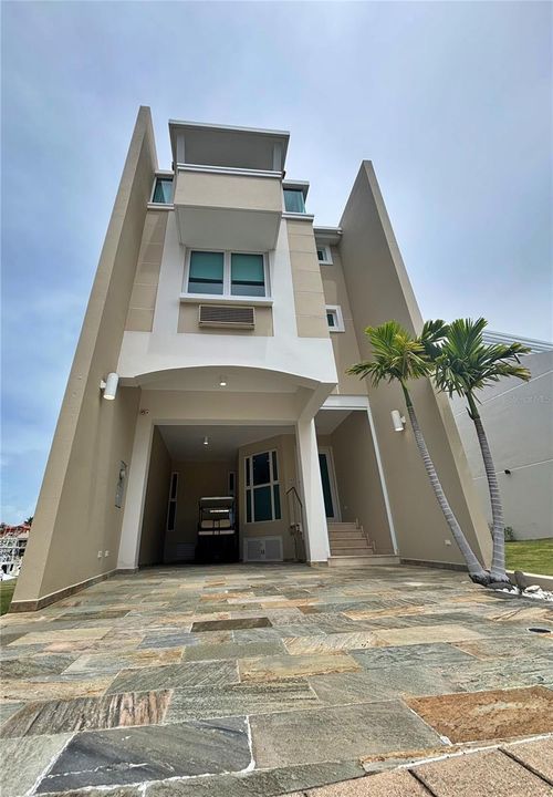 14 Peninsula De San Juan Street, HUMACAO, PR, 00791 | Card Image