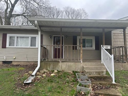 405 S Red Bud Trl, Buchanan, MI, 49107-1631 | Card Image