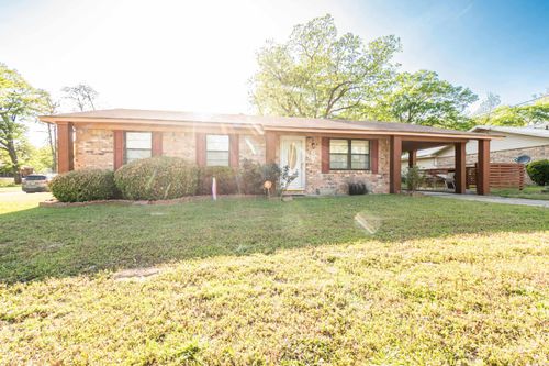 400 N Pine St, Junction City, AR, 71749-9322 | Card Image