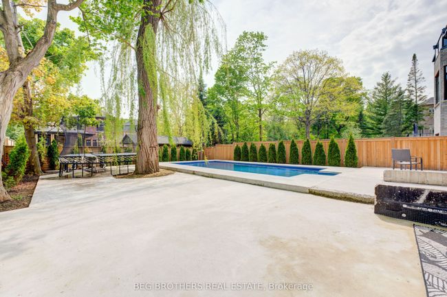 415 Sheppard Ave, House other with 7 bedrooms, 6 bathrooms and 6 parking in Pickering ON | Image 46