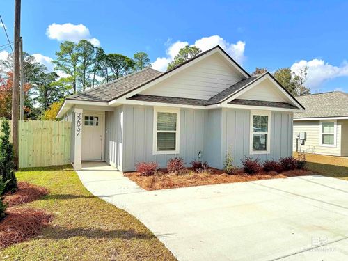 22037 8th St, Silverhill, AL, 36576-3824 | Card Image