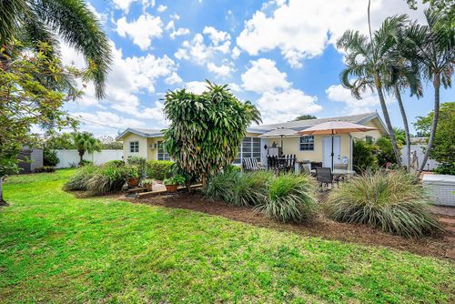 2741 Ne 52nd St, Lighthouse Point, FL, 33064-7844 | Card Image