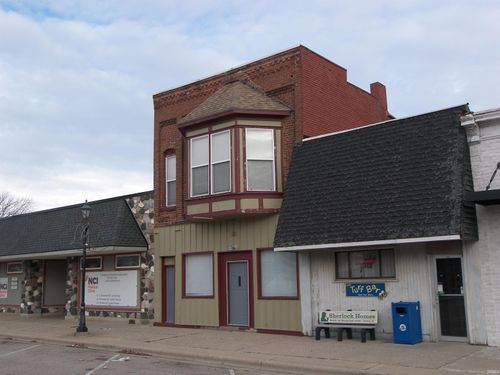 116 S Main St, Milford, IN, 46542-3006 | Card Image