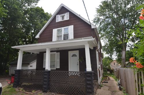 1433 5th Ave, Rockford, IL, 61104-3243 | Card Image