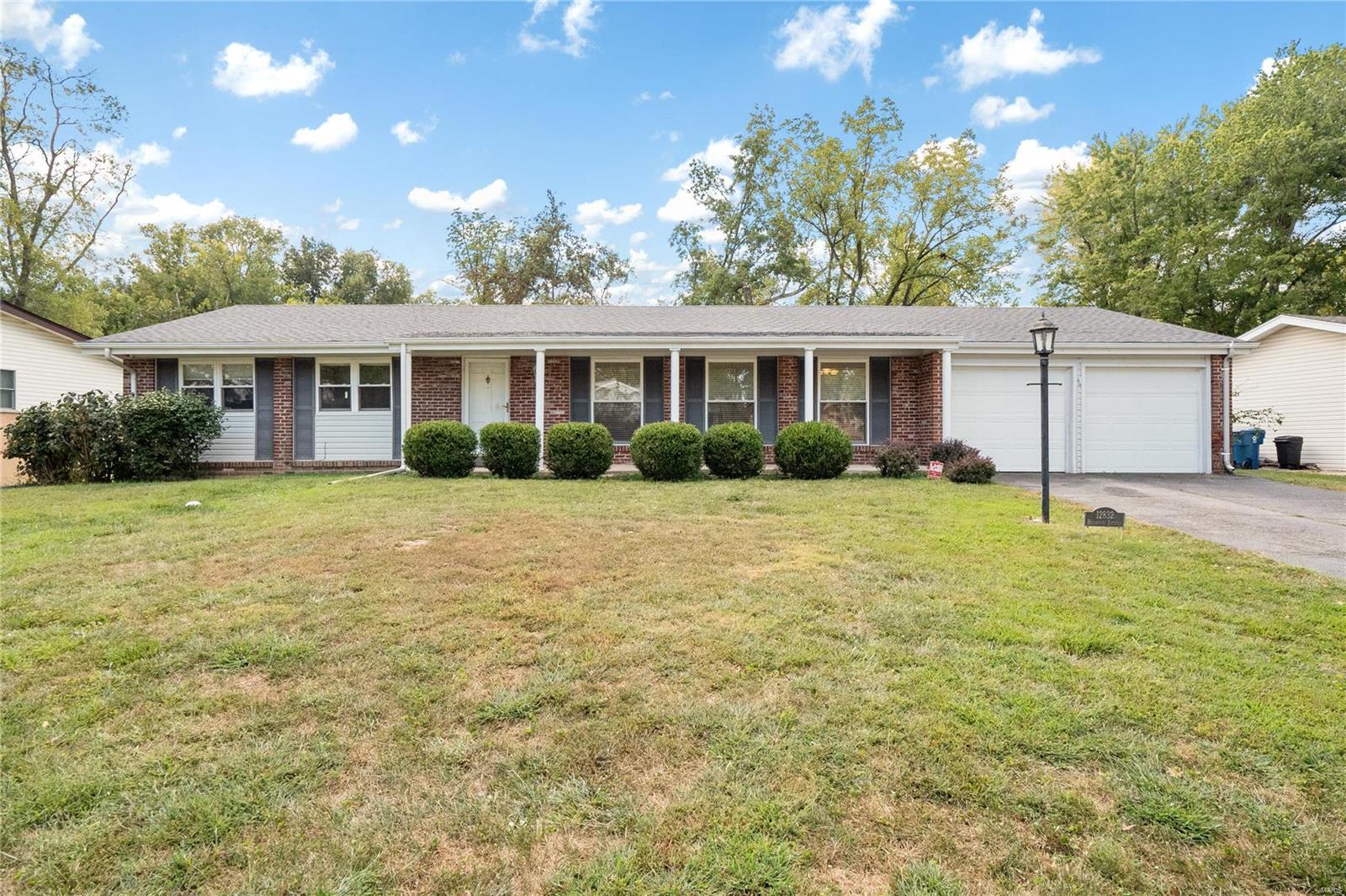 Bellerive Estates Dr, Saint Louis, MO 63141