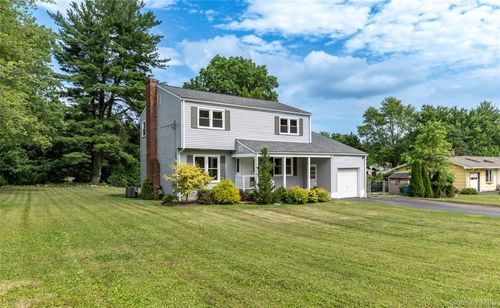 2 Jean Ln, New City, NY, 10956-2820 | Card Image