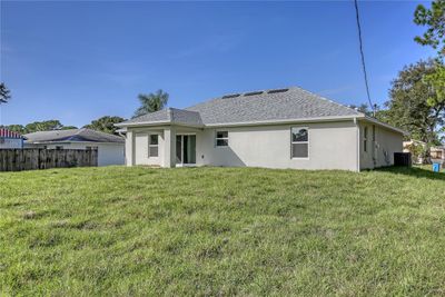 Not the home for sale, but same floor plan and colors | Image 3