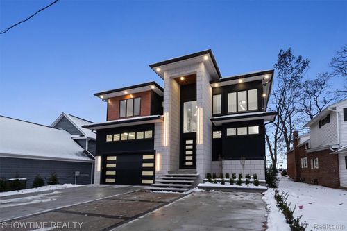 13281 Haddon St, Fenton, MI, 48430-1154 | Card Image