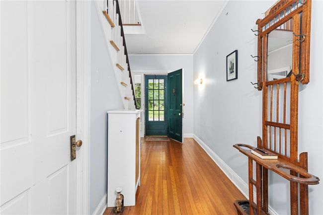 Front Entrance/ Foyer | Image 7