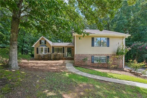 2192 Tully Wren Ne, Marietta, GA, 30066-4546 | Card Image