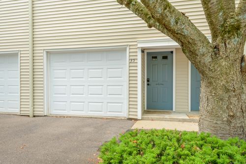35-245 E Woodland St, Meriden, CT, 06451-2000 | Card Image
