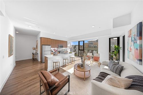 unit-417-709 E Walnut St, Pasadena, CA, 91101-0601 | Card Image