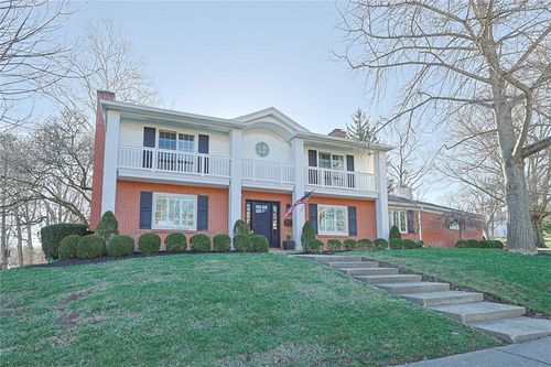 326 Maysfield Rd, Oakwood, OH, 45419-3315 | Card Image