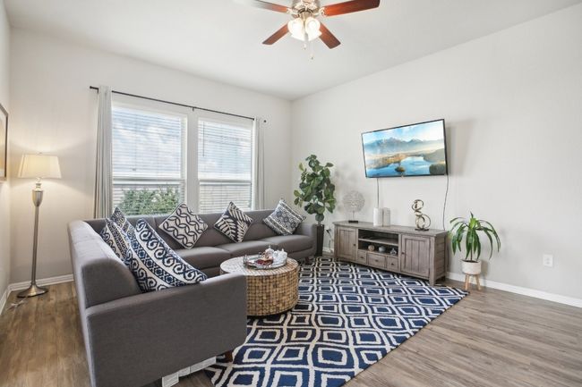 802 Clearwell St, House other with 4 bedrooms, 4 bathrooms and 4 parking in Cedar Park TX | Image 6