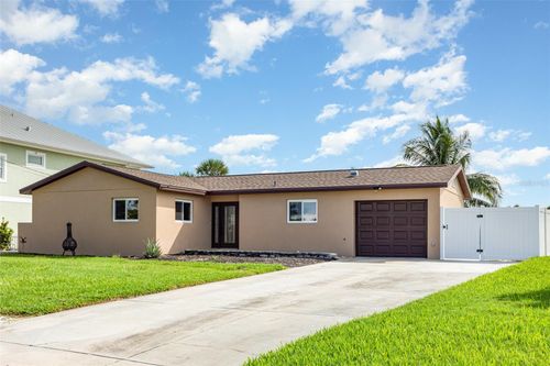 5108 Commonwealth Rd, Palmetto, FL, 34221-8770 | Card Image