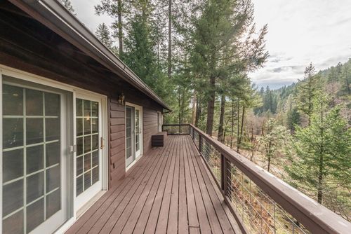 540 Lost Bridge Rd, Lewiston, CA, 96052 | Card Image