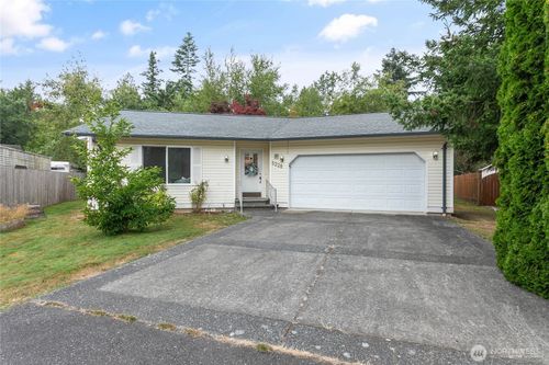 5228 Richmond Cres, Blaine, WA, 98230-4304 | Card Image
