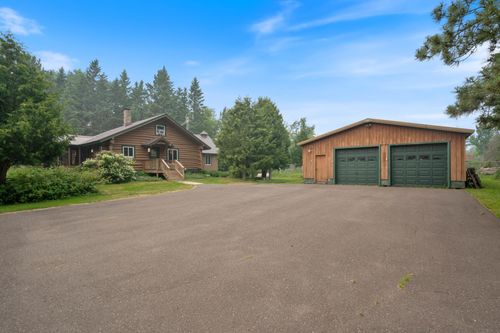 3521 Fire Trl, Eveleth, MN, 55734-4061 | Card Image