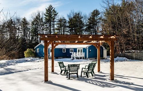 1639 Main St, Dublin, NH, 03444-8415 | Card Image