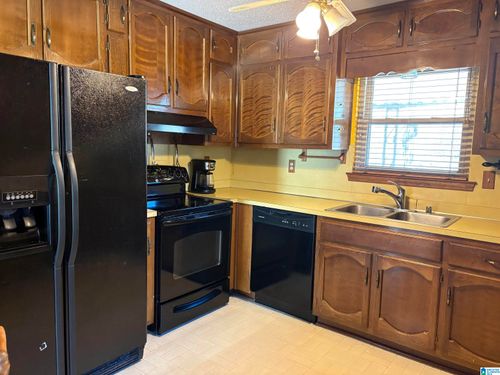 928 18th Avenue, BIRMINGHAM, AL, 35215 | Card Image