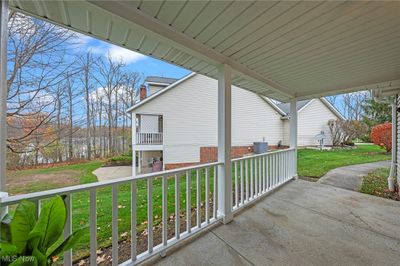 13-8 - 1775 Jonathan's Trace, Condo with 3 bedrooms, 2 bathrooms and null parking in Broadview Heights OH | Image 3