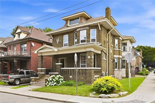 81 Carrick Ave, Hamilton, ON, L8M2W4 | Card Image