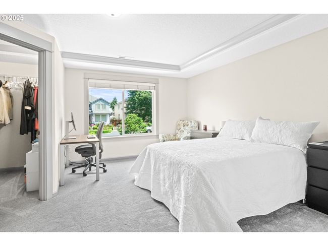 16459 Se Siri Loop, House other with 3 bedrooms, 3 bathrooms and 2 parking in Damascus OR | Image 25