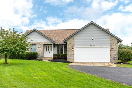 7825 Belle Plain Dr, Dayton, OH, 45424-3210 | Card Image