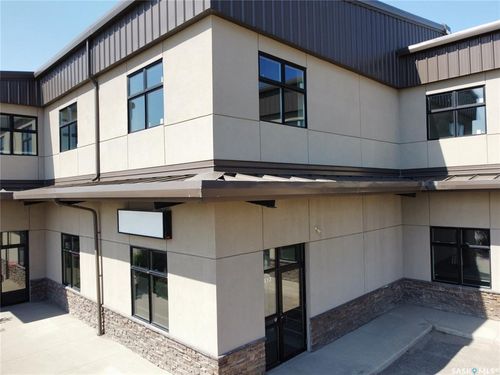 412 Dewdney Ave, Regina, SK, S4N0E9 | Card Image