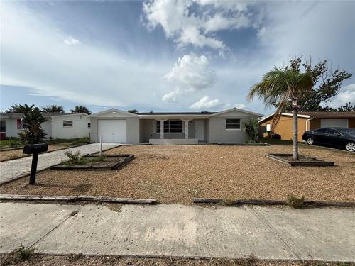 5241 Sparrow Dr, HOLIDAY, FL, 34690-2114 | Card Image