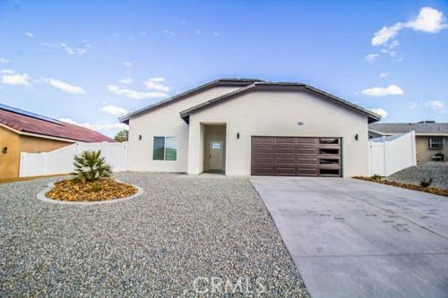 26593 Mainsail Ln, Helendale, CA, 92342-7627 | Card Image