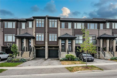 4862 Connor Dr, Beamsville, ON, L3J0S2 | Card Image