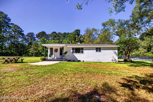 1167 Mcneill Steephollow Road, Carriere, MS, 39426 | Card Image