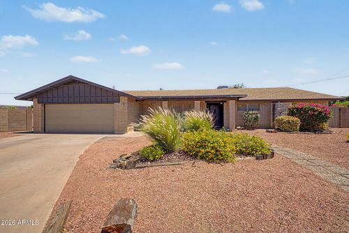 2661 E Brown St, Phoenix, AZ, 85028-4314 | Card Image