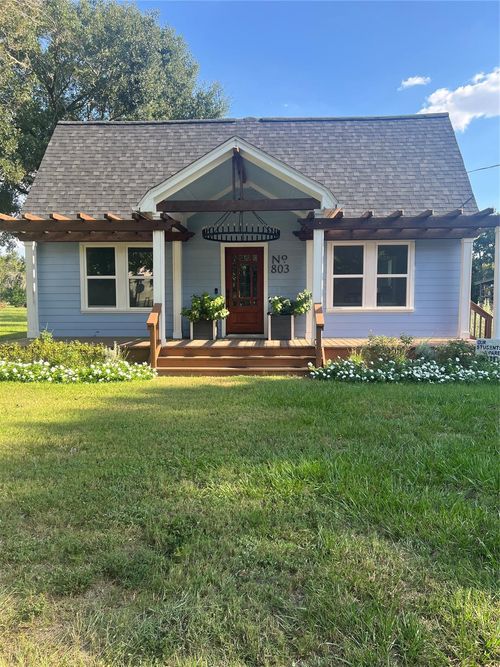 803 Austin St, Richmond, TX, 77469-4305 | Card Image