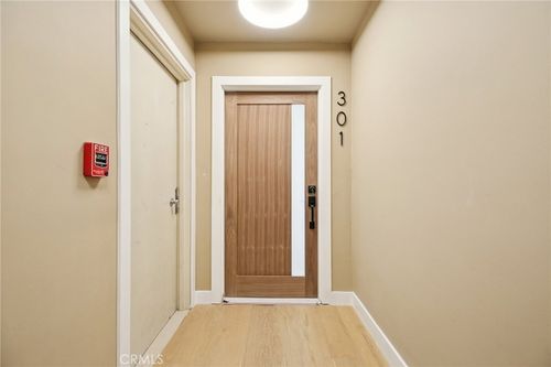 apt-301-1824 Fairburn Ave, West Los Angeles, CA, 90025-4967 | Card Image