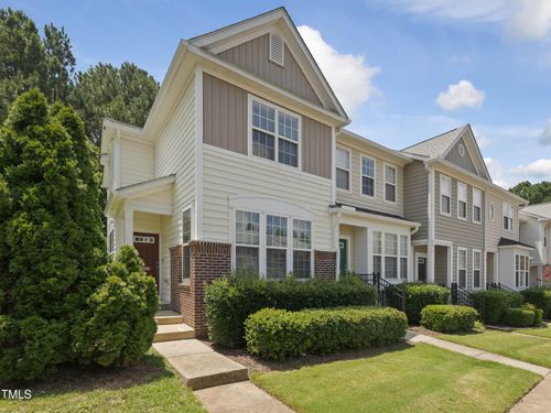 7661 Winners Edge St, Raleigh, NC, 27617-1929 | Card Image