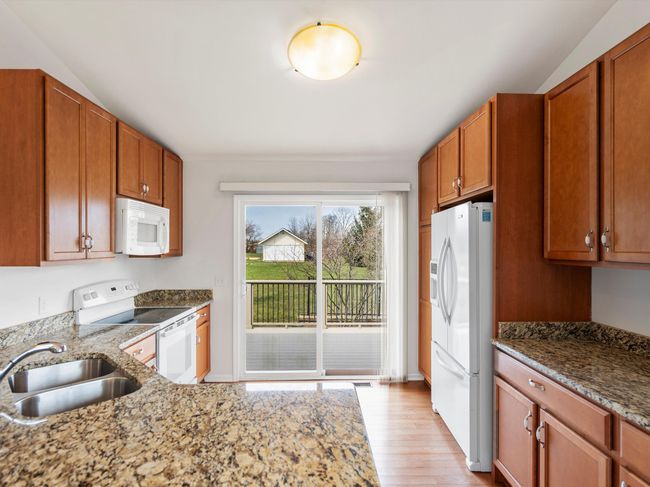 1051 Paddock Ln, Condo with 2 bedrooms, 2 bathrooms and null parking in South Lyon MI | Image 10
