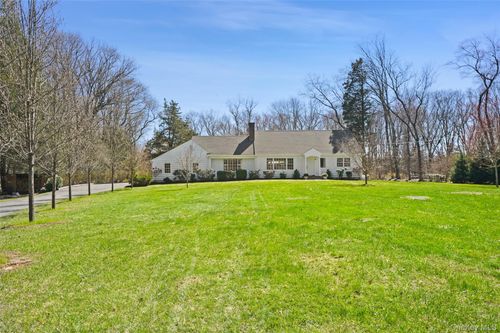 16 Cedar Hill Ln, Pound Ridge, NY, 10576-2300 | Card Image