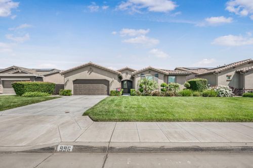 996 E Boornazian Ave, Fowler, CA, 93625-9803 | Card Image