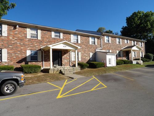 10-434 Harrodswood Rd, Frankfort, KY, 40601-4162 | Card Image