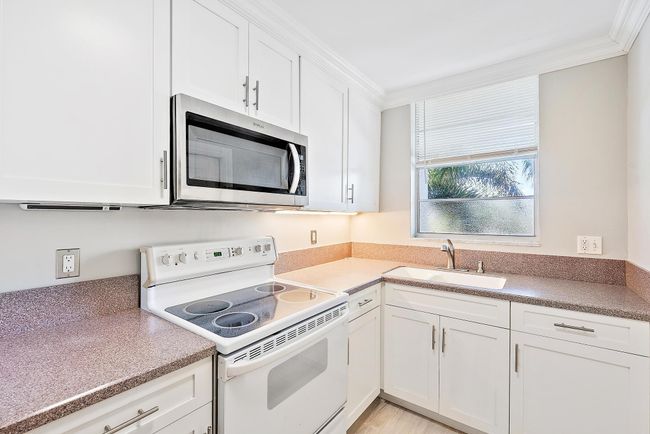 APT-307 - 109 Paradise Harbour Blvd, Condo with 1 bedrooms, 1 bathrooms and null parking in North Palm Beach FL | Image 6