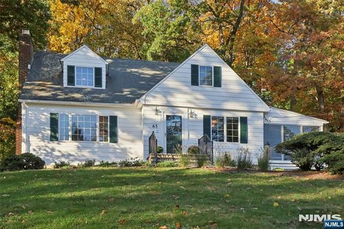 65 Stocker Rd, Essex Fells, NJ, 07021-1812 | Card Image