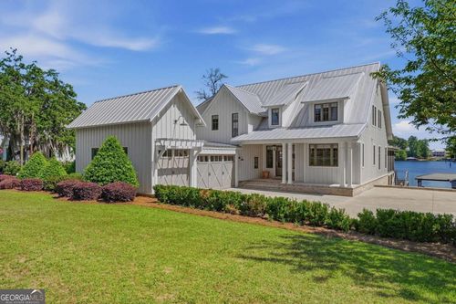 620 Lakeshore Dr, Cordele, GA, 31015-8846 | Card Image