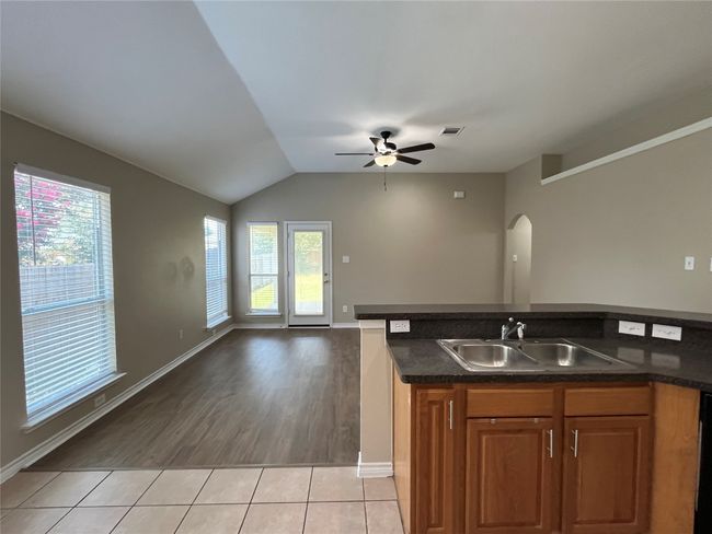 14021 Sand Hills Dr, House other with 3 bedrooms, 2 bathrooms and null parking in Haslet TX | Image 9