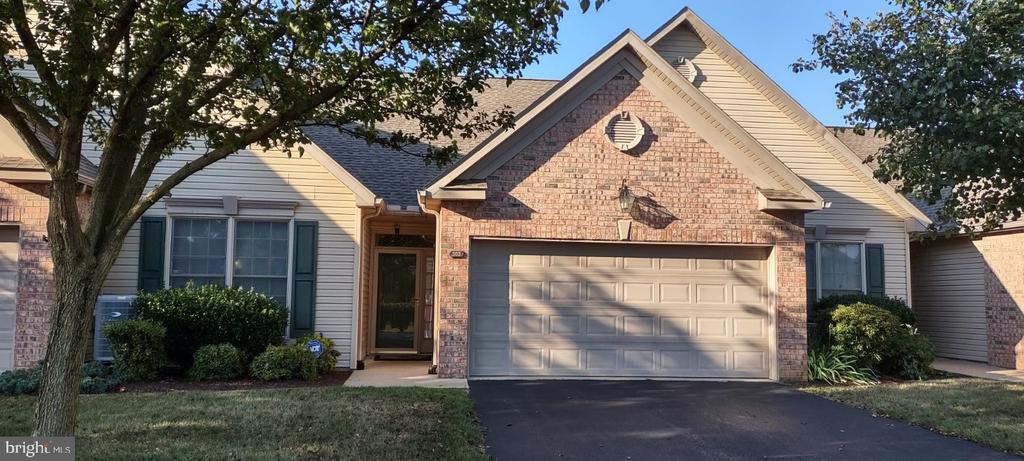 Lakeview Dr, Harrisburg, PA 17110